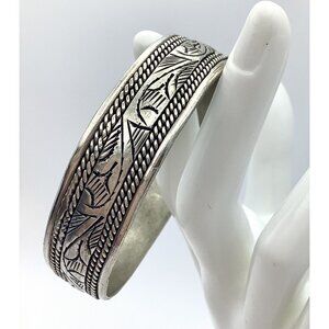 Antique Carved Etched Berber Silver Morocco Bangle Bracelet 48 Grams